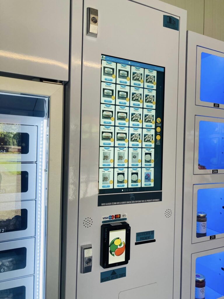 La Ferme aux Fleurs Distributeurs Automatiques : Le Petit Traiteur, Le Bien-Pensant Et le terminal