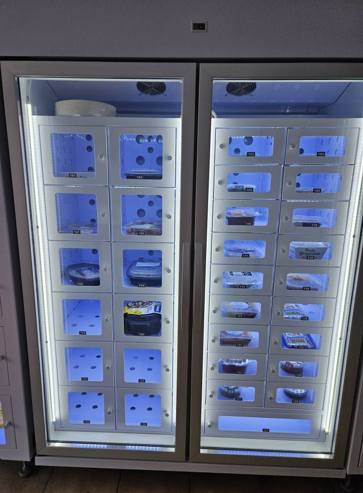 AM Déco Fleurs
Distributeur Automatique : Le sur-mesure (31 casiers)