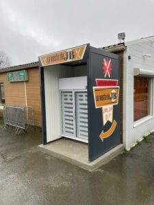 Chez JB Distributeur Automatique : le poulailler